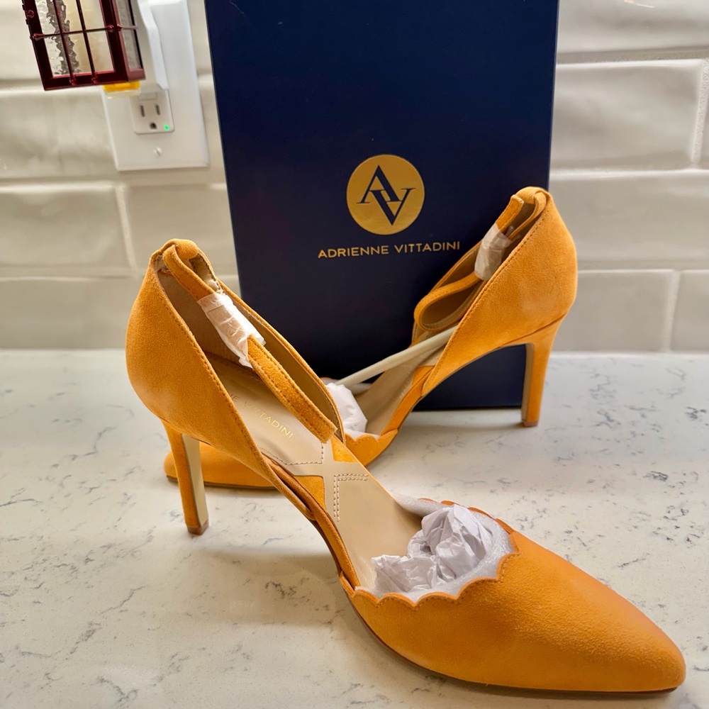 Adrienne Vittadini Women's Vibrant Yellow Heels